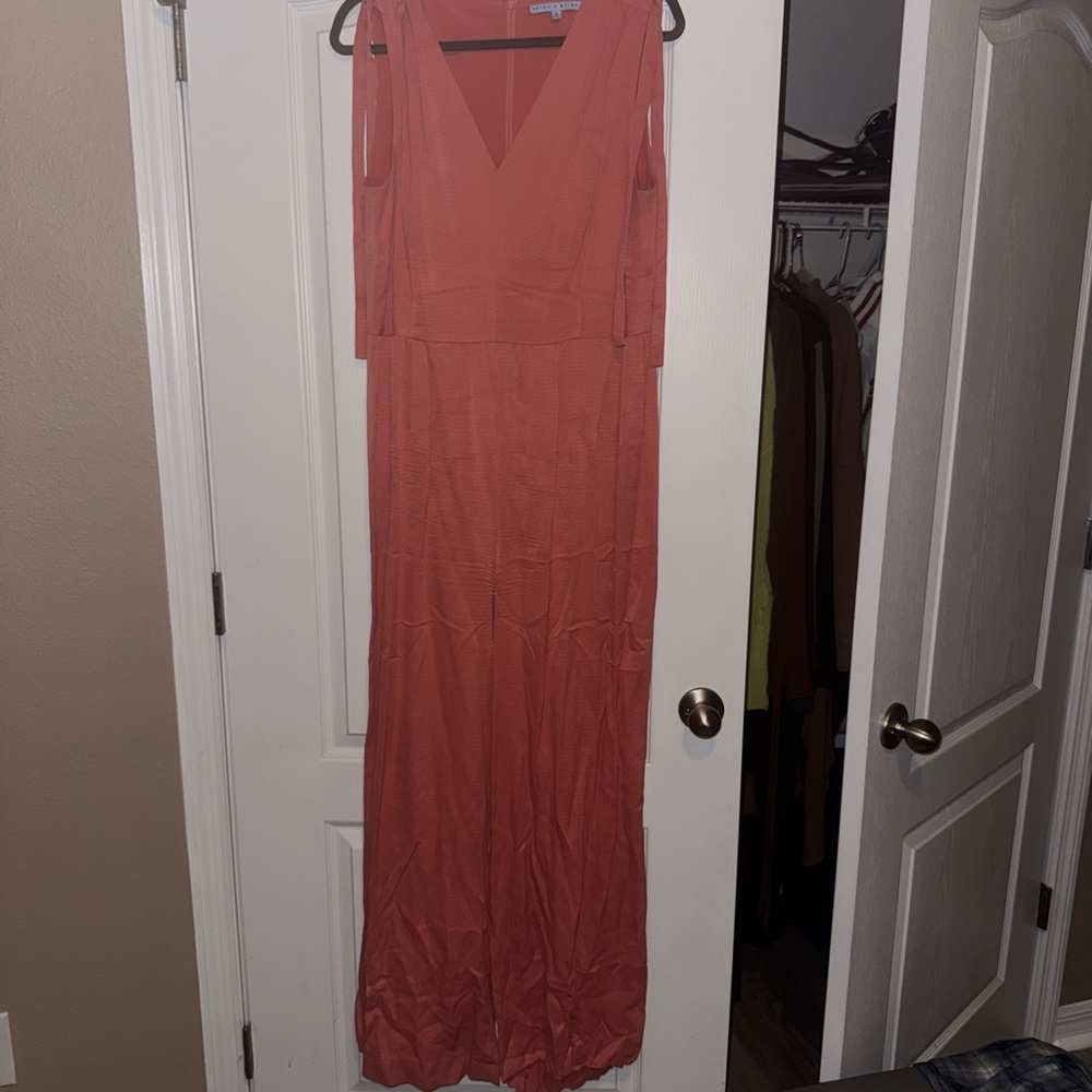 Elegant Coral V-Neck jumpsuit